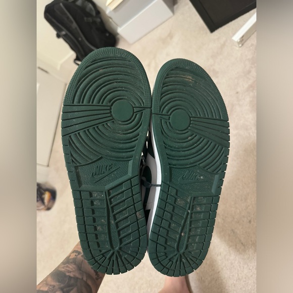 air jordan 1 mid sonics worn only once - Picture 4 of 4